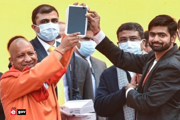 एक लाख युवाओं को रोजगार के लिये ब्याजमुक्त लोन देंगे सीएम योगी