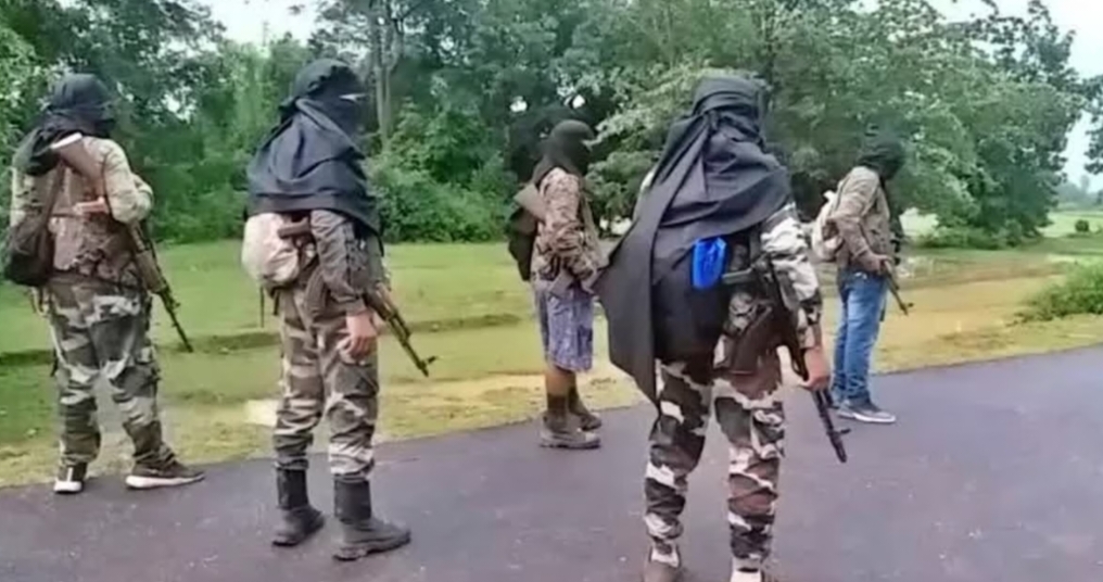 कौन है माओवादी मनोहर गंझू? जो बनना चाहता है रेड कॉरिडोर का सबसे ताकतवर कमांडर – MANOHAR GANJHU