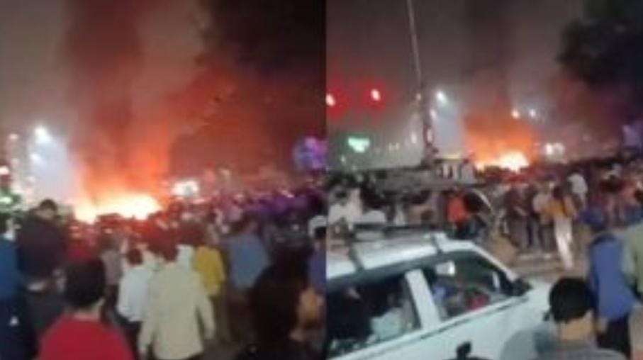 लाल किला कार धमाके में मरने वालों की सुख्या हुई 11, पुलिस ने कहा- यह आतंकी हमला